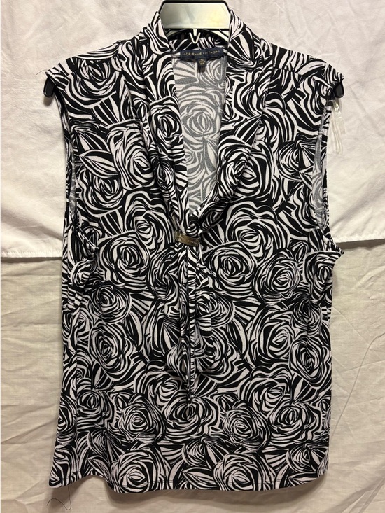 Adrienne Vittadini Tops - Adrienne Vittadini Black & White Rose-Print Sleeveless Camisole